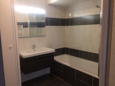 For rent Lyon-3eme-arrondissement 2 rooms 45 m2 Rhone (69003) photo 0