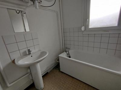 For rent Fresse-sur-moselle 2 rooms 46 m2 Vosges (88160) photo 4