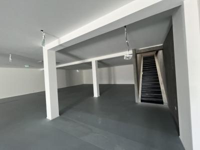 Louer Local commercial Afa 51000 euros