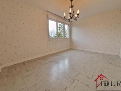 For sale Chalons-en-champagne 2 rooms 40 m2 Marne (51000) photo 1