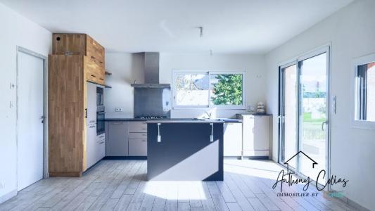 For sale 6 rooms 129 m2 Morbihan (56190) photo 0