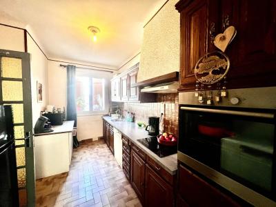 For sale Centre 5 rooms 80 m2 Gard (30800) photo 2