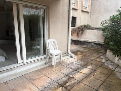 For rent Lyon-6eme-arrondissement 1 room 34 m2 Rhone (69006) photo 2