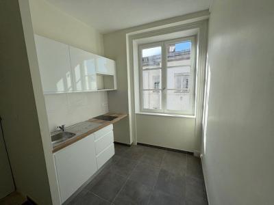 Louer Appartement Lyon-2eme-arrondissement Rhone