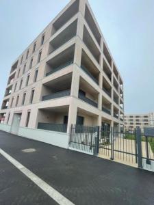 For rent Courcouronnes 2 rooms 52 m2 Essonne (91080) photo 0