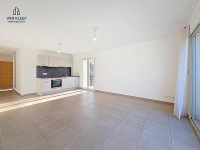 Acheter Appartement Prevessin-moens 380000 euros