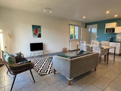 For sale Baden 5 rooms 84 m2 Morbihan (56870) photo 2