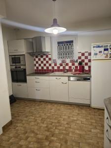 For sale Saumur 6 rooms 84 m2 Maine et loire (49400) photo 0