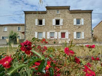 For rent Secheras LEMPS 5 rooms 121 m2 Ardeche (07610) photo 0