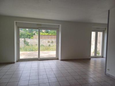 For rent Secheras LEMPS 5 rooms 121 m2 Ardeche (07610) photo 1