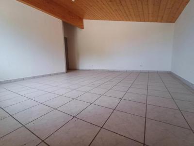 For rent Secheras LEMPS 5 rooms 121 m2 Ardeche (07610) photo 2