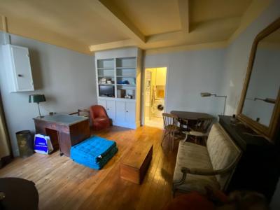 Louer Appartement 30 m2 Paris-7eme-arrondissement