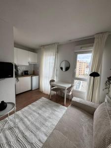 Louer Appartement Lyon-7eme-arrondissement Rhone