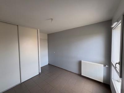Louer Appartement 68 m2 Romans-sur-isere