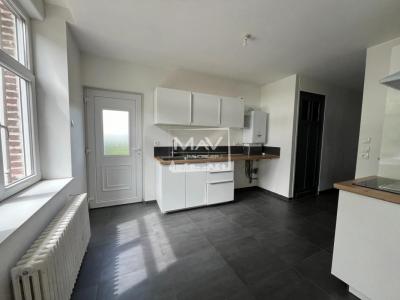 For rent Englos 4 rooms 101 m2 Nord (59320) photo 1
