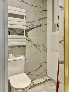 For rent Garenne-colombes 2 rooms 29 m2 Hauts de Seine (92250) photo 3