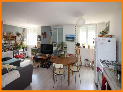 For sale CENTRE VILLE 3 rooms 62 m2 Ain (01120) photo 0