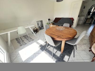 For sale 3 rooms 67 m2 Loire atlantique (44200) photo 2