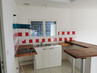 For rent Pugnac 3 rooms 70 m2 Gironde (33710) photo 1