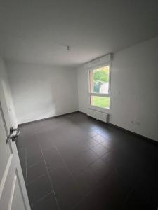 Louer Appartement Saint-julien-les-villas Aube