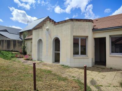 For rent Reuilly 1 room 35 m2 Indre (36260) photo 0