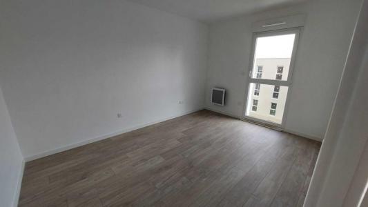 Annonce Location 2 pices Appartement Laval 53