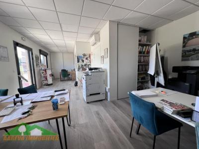 Acheter Local commercial 231 m2 Montrejeau