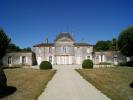 For sale Prestigious house Saint-jean-d'angely 450 m2 15 pieces