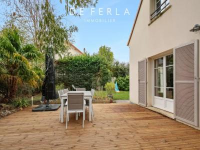 For sale Chatou 8 rooms 210 m2 Yvelines (78400) photo 1