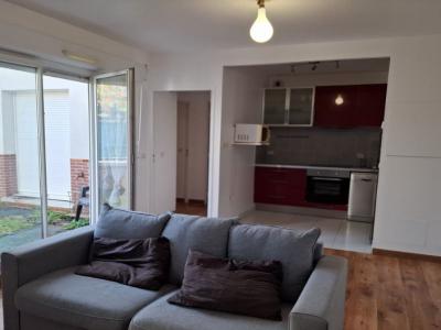 For rent Stains 2 rooms 43 m2 Seine saint denis (93240) photo 0