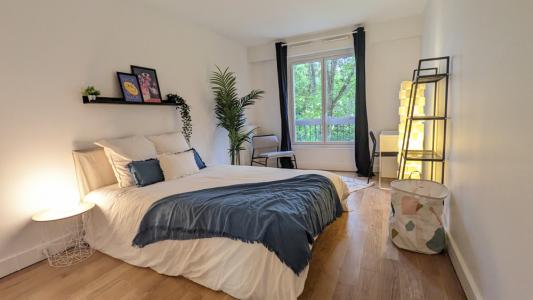 For rent Paris-15eme-arrondissement 5 rooms 26 m2 Paris (75015) photo 0