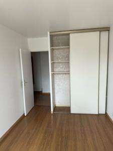 Louer Appartement 61 m2 Evry