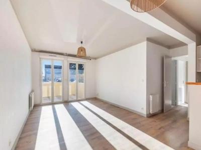 For rent Begles 3 rooms 62 m2 Gironde (33130) photo 0