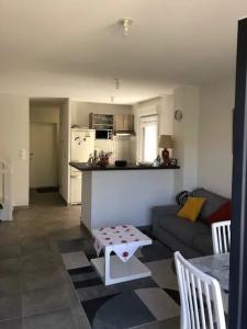 For rent Andernos-les-bains 4 rooms 89 m2 Gironde (33510) photo 2