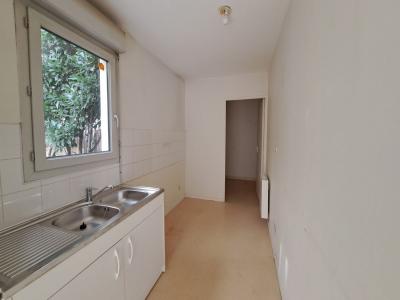 For sale Lyon-8eme-arrondissement 2 rooms 44 m2 Rhone (69008) photo 2