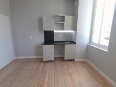 Louer Appartement Saintes Charente maritime