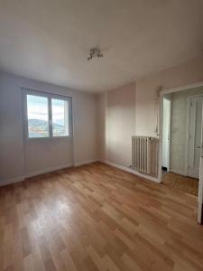 For rent Clermont-ferrand 4 rooms 75 m2 Puy de dome (63000) photo 4