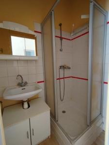 For rent Clermont-ferrand 1 room 21 m2 Puy de dome (63000) photo 2