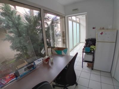 Louer Local commercial Clermont-ferrand 15000 euros