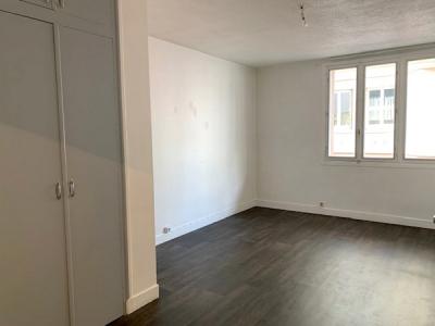 For rent Clermont-ferrand 1 room 31 m2 Puy de dome (63000) photo 0