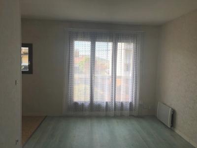 For rent Clermont-ferrand 1 room 24 m2 Puy de dome (63000) photo 3