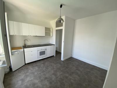 For rent Clermont-ferrand 2 rooms 30 m2 Puy de dome (63000) photo 1