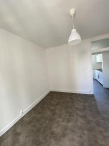 For rent Clermont-ferrand 2 rooms 30 m2 Puy de dome (63000) photo 4