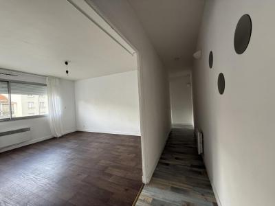 For rent Clermont-ferrand 2 rooms 54 m2 Puy de dome (63000) photo 2