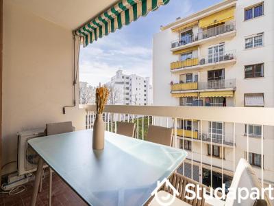 Louer Appartement Juan-les-pins 880 euros