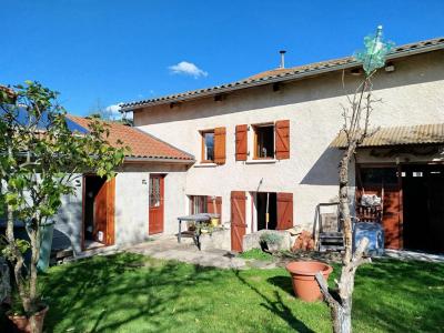 For sale Beurieres 7 rooms 106 m2 Puy de dome (63220) photo 0
