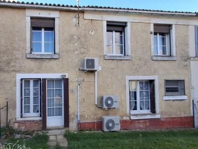 For sale Saint-martin-des-fontaines 6 rooms 87 m2 Vendee (85570) photo 0