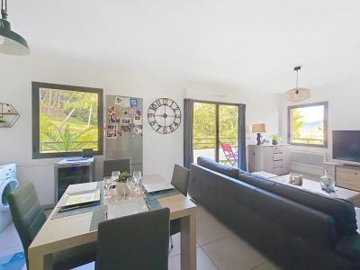 Acheter Appartement 60 m2 Hyeres