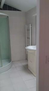 Louer Maison Saint-laurent-du-bois 800 euros