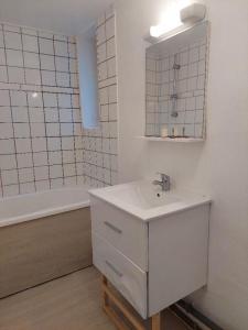 For sale Bolbec 4 rooms 72 m2 Seine maritime (76210) photo 3